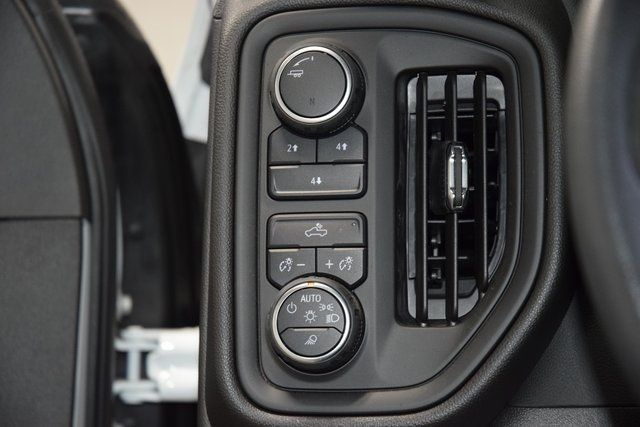 2023 Chevrolet Silverado 3500HD Work Truck photo 20