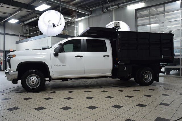 2023 Chevrolet Silverado 3500HD Work Truck photo 3