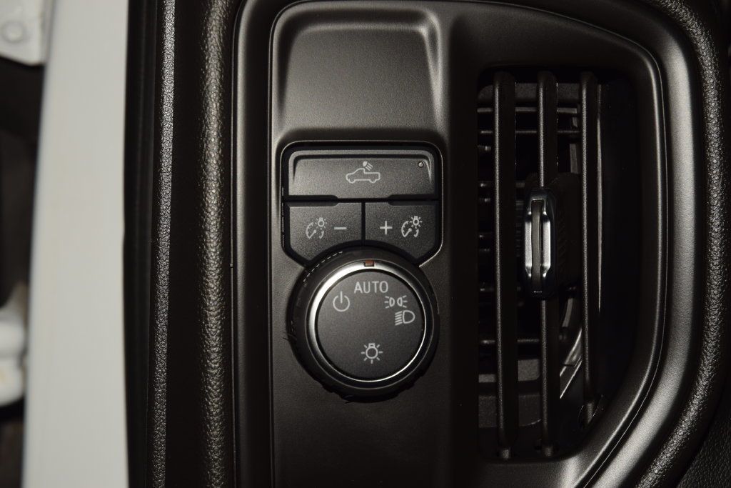2023 Chevrolet Silverado 3500HD CC 3500HD CREW * 6.6 V8 * READING UTILITY W/ RACK * 1 OWNER - 23085471 - 24