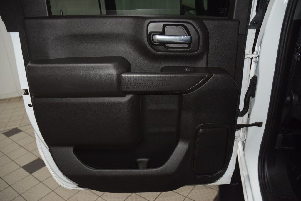 2023 Chevrolet Silverado 3500HD CC 3500HD CREW * 6.6 V8 * READING UTILITY W/ RACK * 1 OWNER - 23085471 - 33