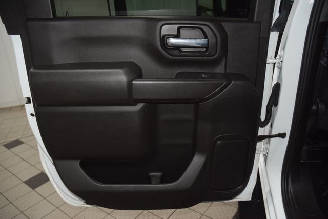 2023 Chevrolet Silverado 3500HD CC 3500HD CREW * 6.6 V8 * READING UTILITY W/ RACK * 1 OWNER - 23085471 - 33