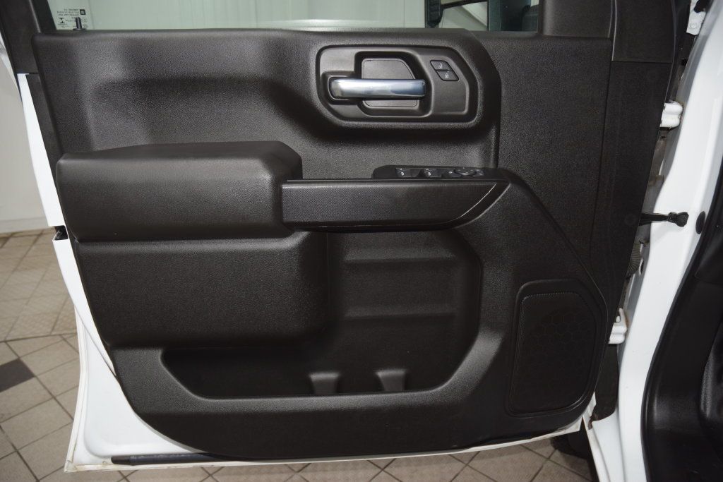 2023 Chevrolet Silverado 3500HD CC 3500HD CREW * 6.6 V8 * READING UTILITY W/ RACK * 1 OWNER - 23085471 - 35