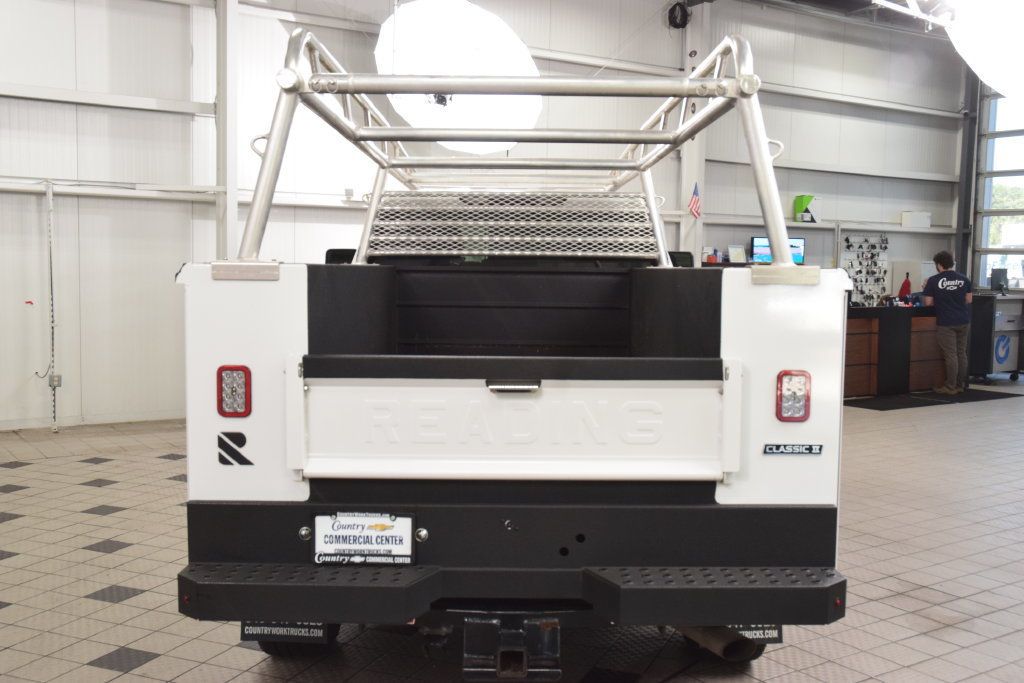 2023 Chevrolet Silverado 3500HD CC 3500HD CREW * 6.6 V8 * READING UTILITY W/ RACK * 1 OWNER - 23085471 - 3