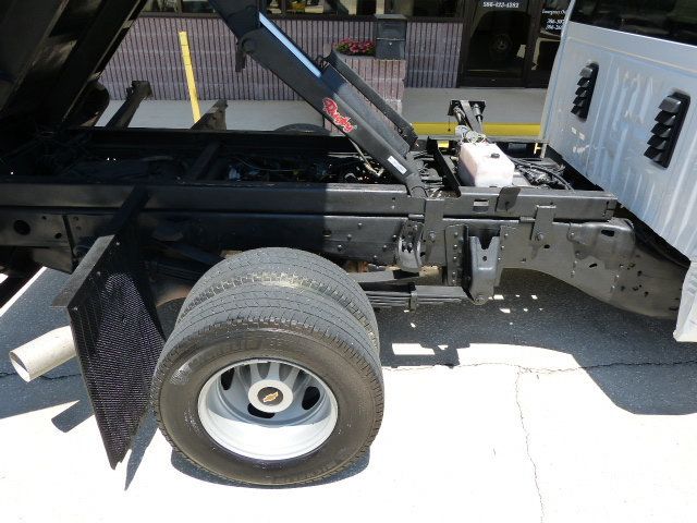 2023 Chevrolet Silverado 3500HD CC 6.6L V8 TURBO DIESEL*146" WB*DRW*4WD*"RUGBY" 9FT DUMP TRUCK! - 22849202 - 18