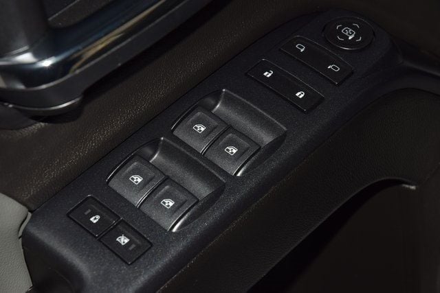 2023 Chevrolet Silverado 5500HD 5500HD CREW 4X4 * DURAMAX * 9' CM FLATBED * 5K MILES - 22912015 - 34