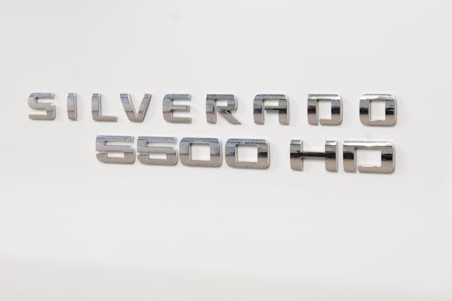 2023 Chevrolet Silverado 5500HD 5500HD CREW 4X4 * DURAMAX * 9' CM FLATBED * 5K MILES - 22912015 - 8