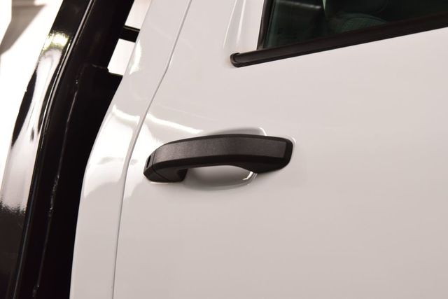 2023 Chevrolet Silverado 5500HD 5500HD REG CAB 4X4 * DURAMAX * 11' FLATBED * 1 OWNER - 23004138 - 10