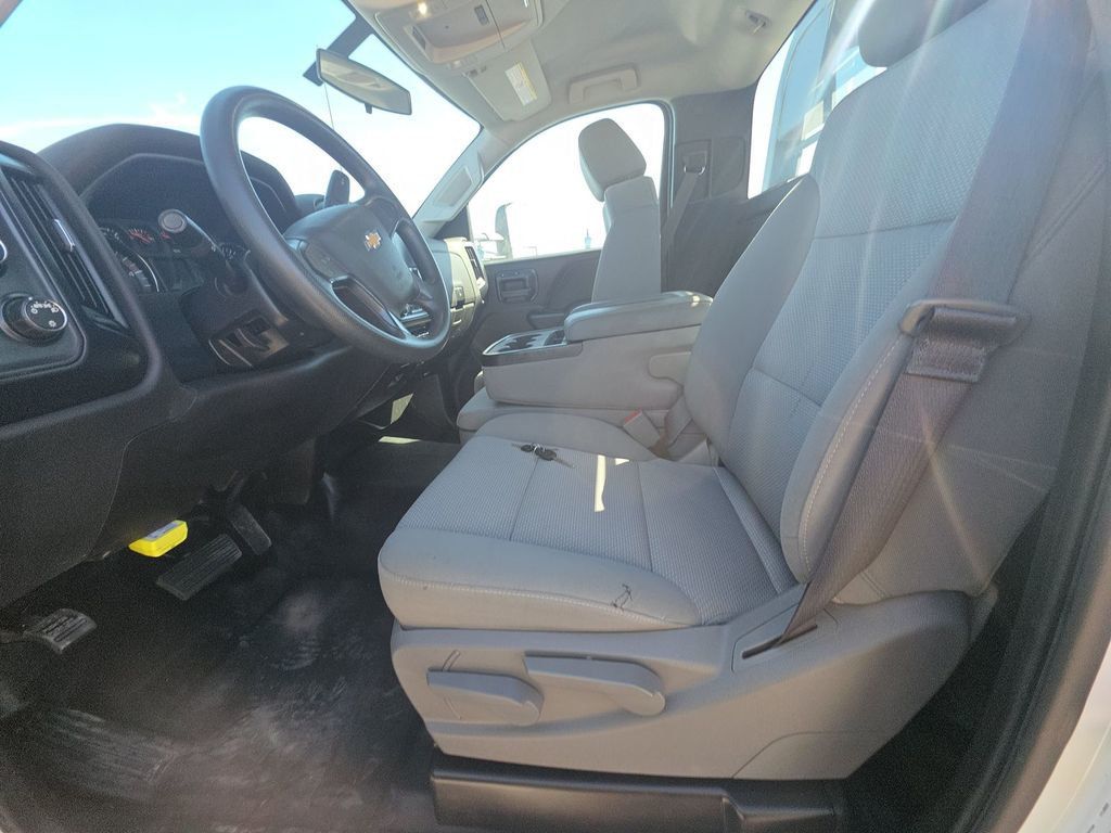 2023 Chevrolet Silverado 5500HD Work Truck - 23004138 - 5