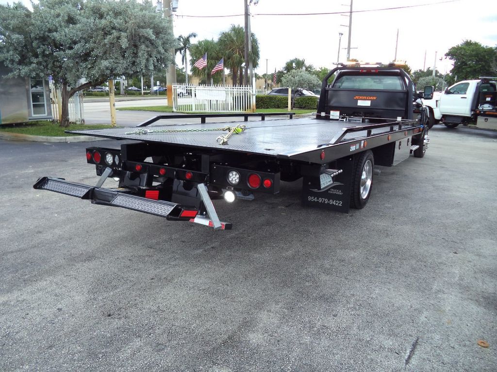 2023 Chevrolet SILVERADO 6500HD 21FT JERRDAN ROLLBACK TOW TRUCK..STATIONARY PYLON.. 4X2 - 22120213 - 9