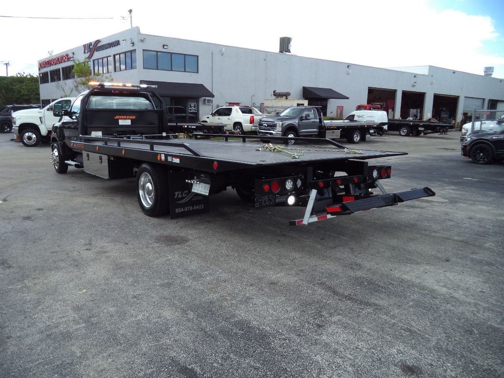 2023 Chevrolet SILVERADO 6500HD 21FT JERRDAN ROLLBACK TOW TRUCK..STATIONARY PYLON.. 4X2 - 22120213 - 7