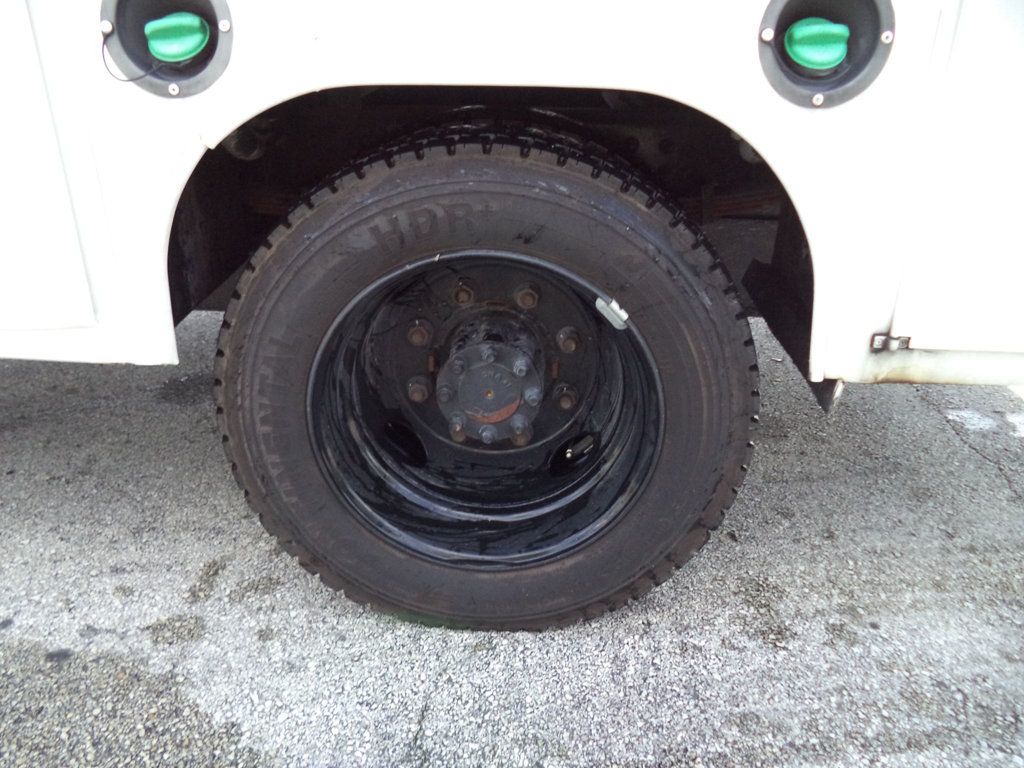2023 Chevrolet Silverado 6500HD w/ 14' Utility Service Truck Mechanics Truck - 23071366 - 13