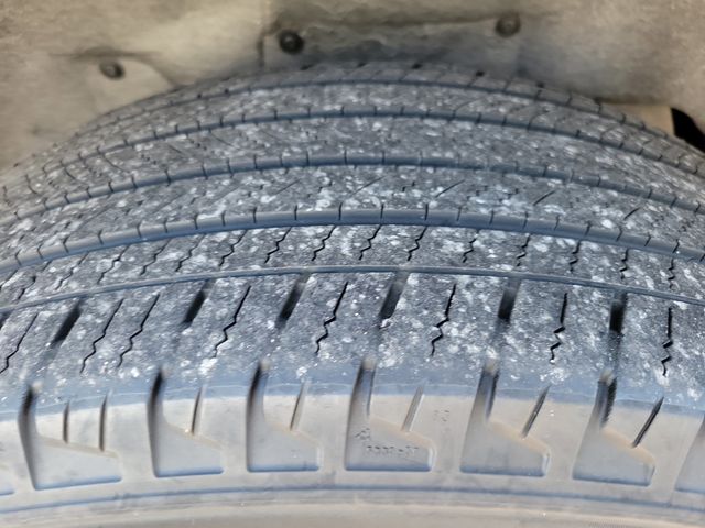 2023 Chevrolet Suburban 2WD 4dr LT - 22928940 - 28