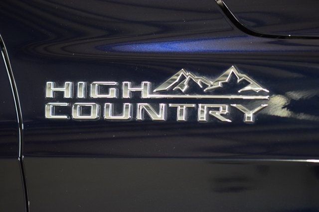 2023 Chevrolet Suburban 4WD 4dr High Country - 22948680 - 13