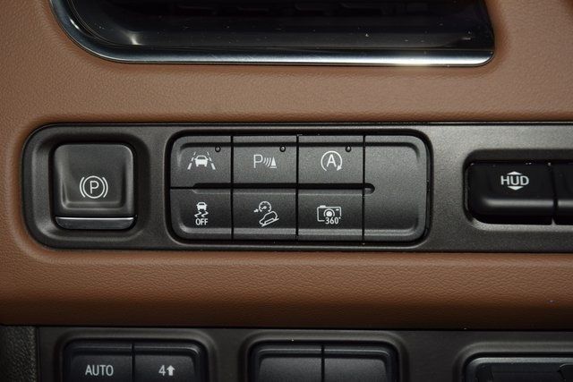 2023 Chevrolet Suburban 4WD 4dr High Country - 22948680 - 34