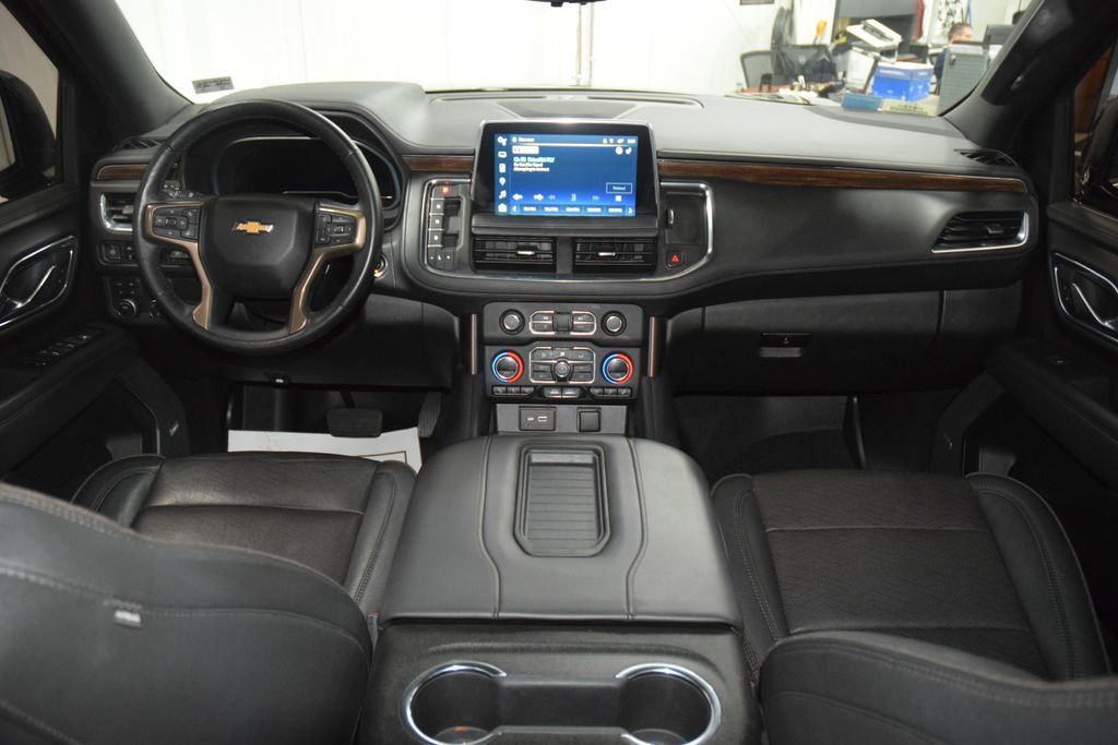 2023 Chevrolet Suburban 4WD 4dr High Country - 23019714 - 28