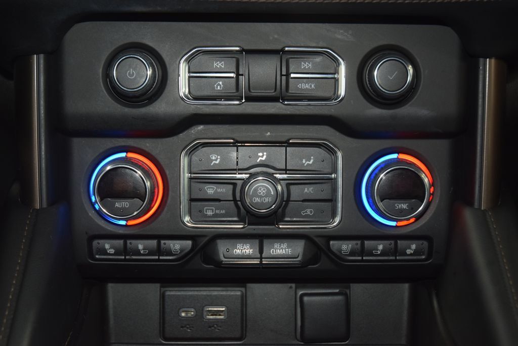 2023 Chevrolet Suburban 4WD 4dr High Country - 23019714 - 30