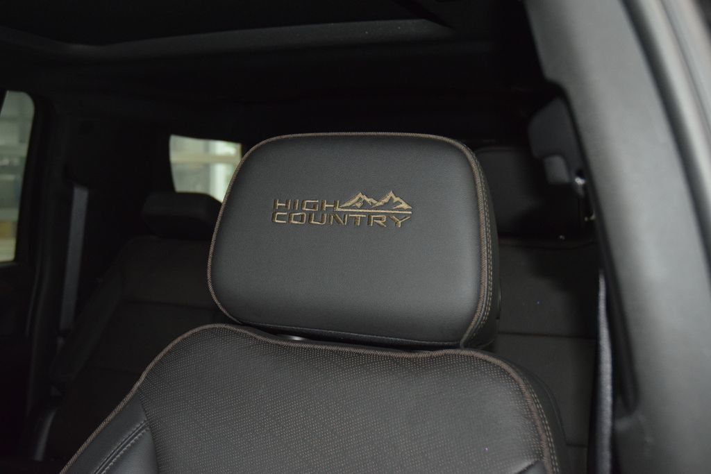 2023 Chevrolet Suburban 4WD 4dr High Country - 23019714 - 37