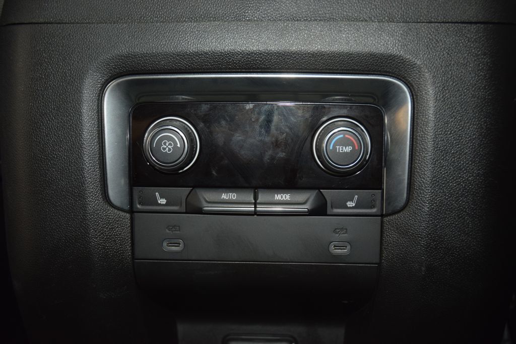 2023 Chevrolet Suburban 4WD 4dr High Country - 23019714 - 40