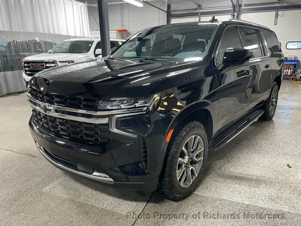 2023 Chevrolet Suburban 4WD 4dr LS - 22997466 - 3