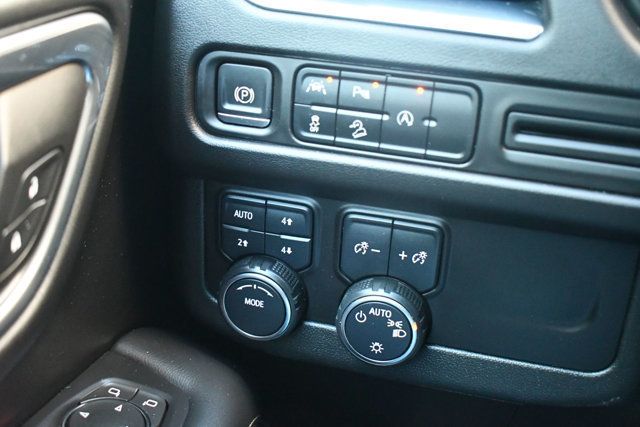 2023 Chevrolet Suburban 4WD 4dr Premier - 23013023 - 46