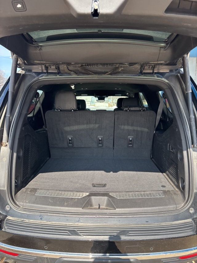 2023 Chevrolet Suburban 4WD 4dr Premier - 22978574 - 22