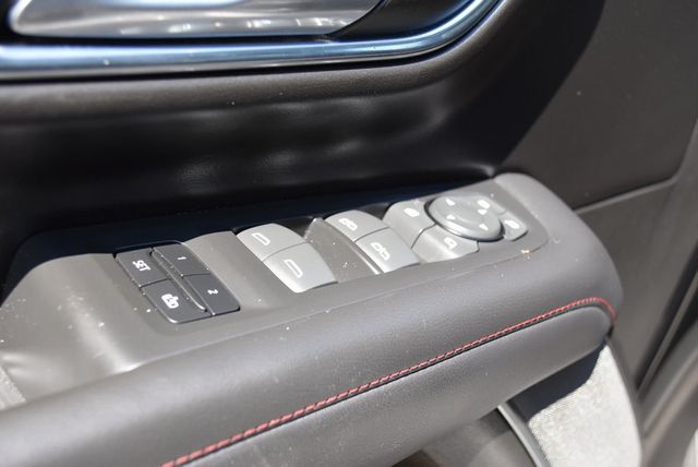 2023 Chevrolet Suburban 4WD 4dr RST - 22904592 - 34