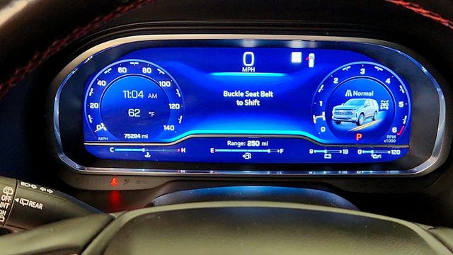 2023 Chevrolet Suburban 4WD 4dr RST w/ Luxury Package & Panoramic Sunroof - 23085328 - 14