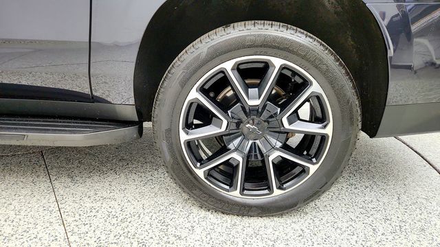 2023 Chevrolet Suburban 4WD 4dr RST w/ Luxury Package & Panoramic Sunroof - 23085328 - 8