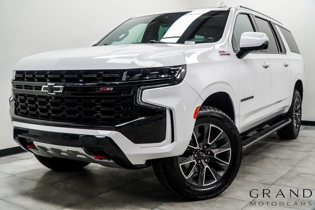 2023 Chevrolet Suburban Z71's photo