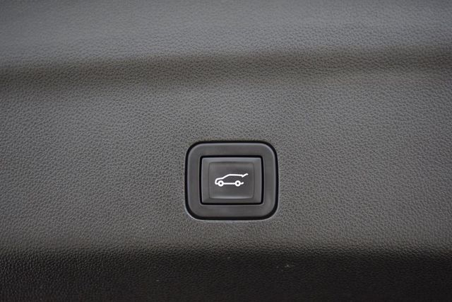 2023 Chevrolet Suburban 4WD 4dr Z71 - 23019950 - 25