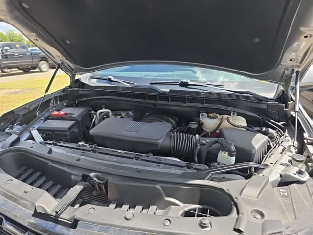 2023 Chevrolet Suburban Z71 - Photo 19