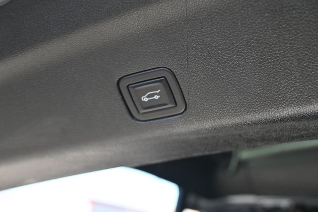 2023 Chevrolet Suburban Premier  - 23059341 - 22