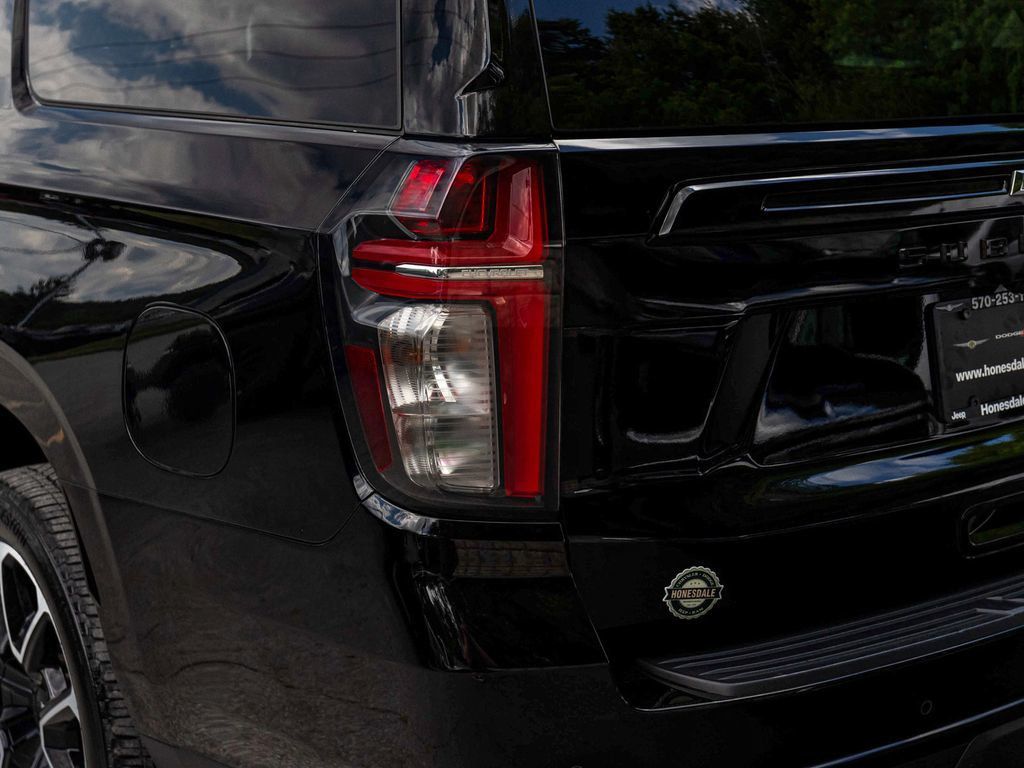 Chevrolet Suburban photo 37