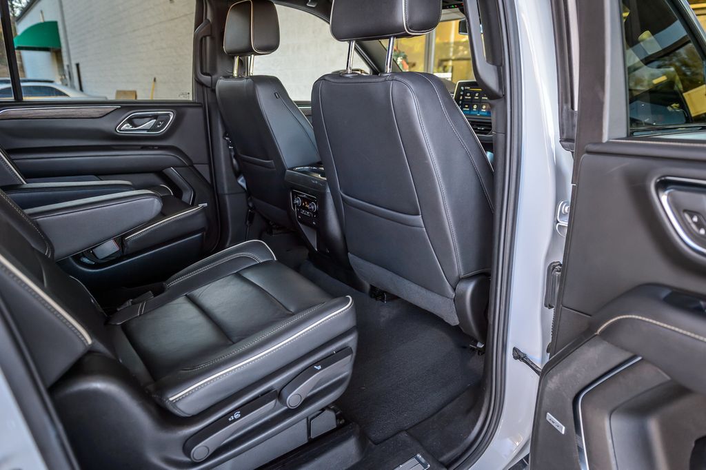 2023 Chevrolet Suburban SUBURBAN PREMIER - WHITE ON BLACK - NAV - CARPLAY - THIRD ROW - 22955704 - 26