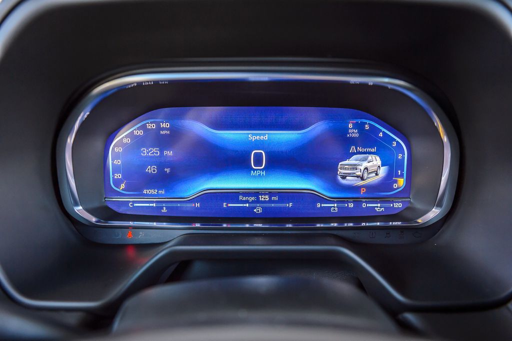 2023 Chevrolet Suburban SUBURBAN PREMIER - WHITE ON BLACK - NAV - CARPLAY - THIRD ROW - 22955704 - 29