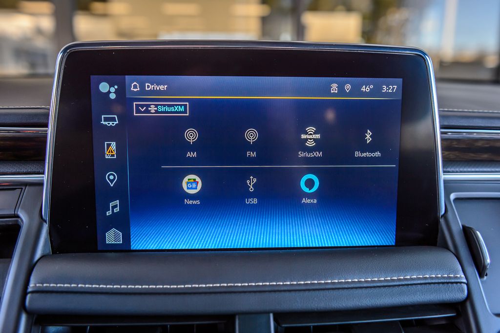 2023 Chevrolet Suburban SUBURBAN PREMIER - WHITE ON BLACK - NAV - CARPLAY - THIRD ROW - 22955704 - 33