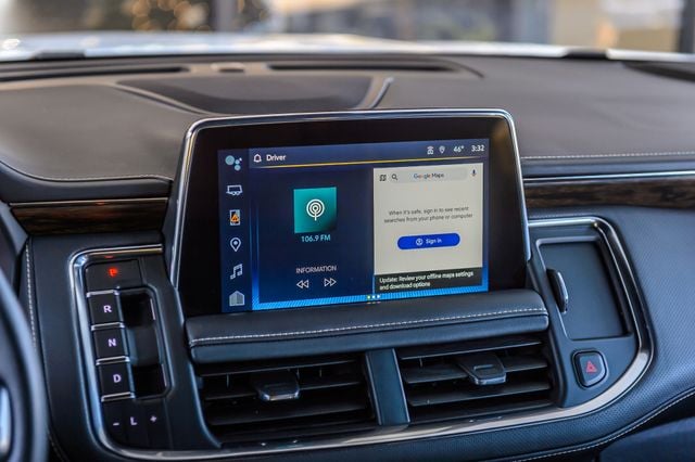 2023 Chevrolet Suburban SUBURBAN PREMIER - WHITE ON BLACK - NAV - CARPLAY - THIRD ROW - 22955704 - 39