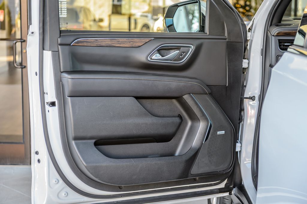 2023 Chevrolet Suburban SUBURBAN PREMIER - WHITE ON BLACK - NAV - CARPLAY - THIRD ROW - 22955704 - 47
