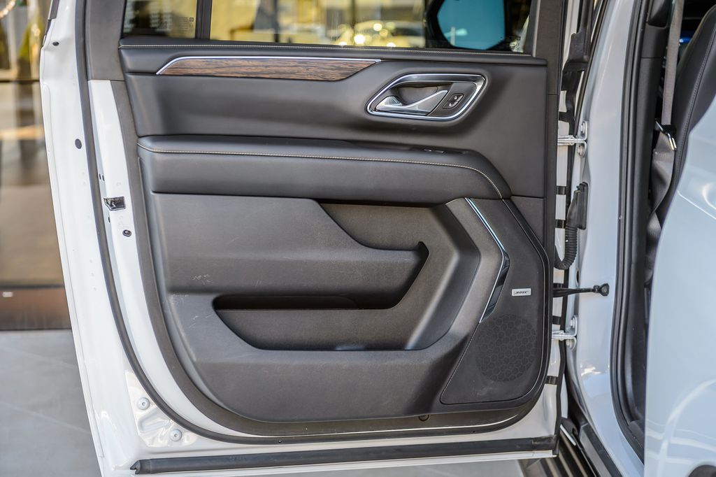 2023 Chevrolet Suburban SUBURBAN PREMIER - WHITE ON BLACK - NAV - CARPLAY - THIRD ROW - 22955704 - 51