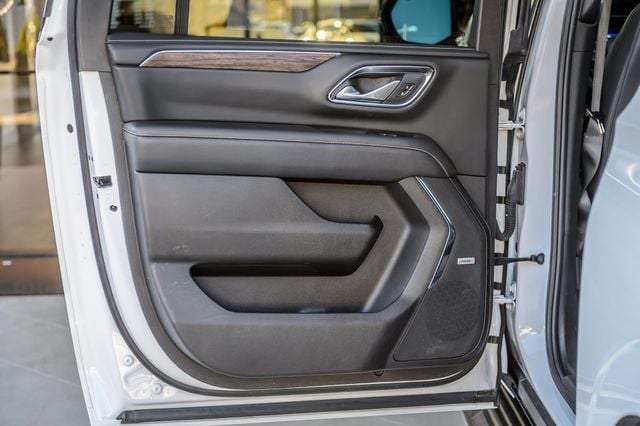 2023 Chevrolet Suburban SUBURBAN PREMIER - WHITE ON BLACK - NAV - CARPLAY - THIRD ROW - 22955704 - 51