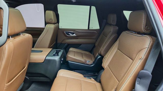 2023 Chevrolet Tahoe 4dr High Country w/ Power Retract. Assist Steps & Power Sunroof - 23007581 - 21