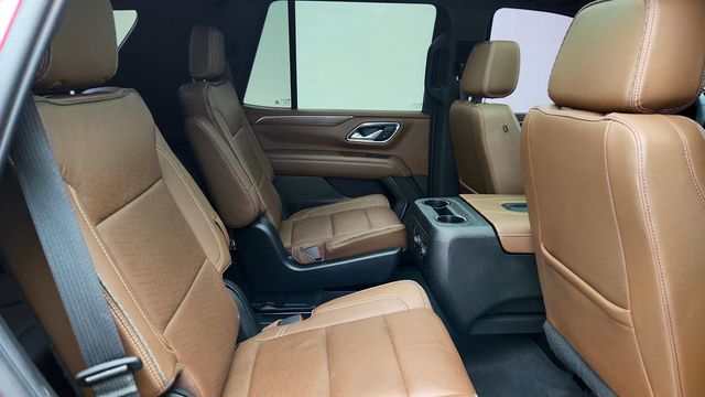 2023 Chevrolet Tahoe 4dr High Country w/ Power Retract. Assist Steps & Power Sunroof - 23007581 - 23