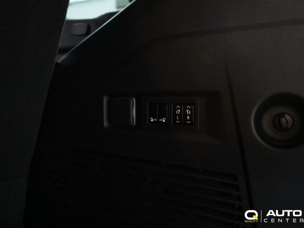 2023 Chevrolet Tahoe 4WD 4dr High Country - 23037365 - 39