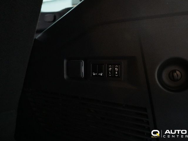 2023 Chevrolet Tahoe 4WD 4dr High Country - 23037365 - 39