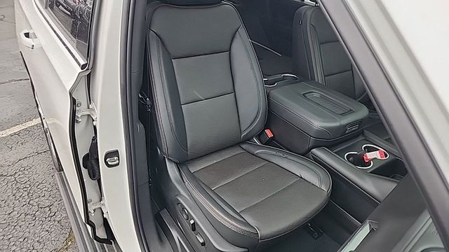 2023 Chevrolet Tahoe 4WD 4dr High Country - 22974136 - 13