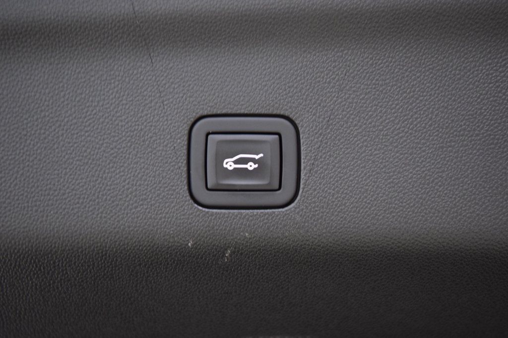 2023 Chevrolet Tahoe 4WD 4dr High Country - 22980268 - 25