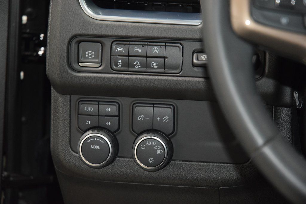 2023 Chevrolet Tahoe 4WD 4dr High Country - 22986140 - 33