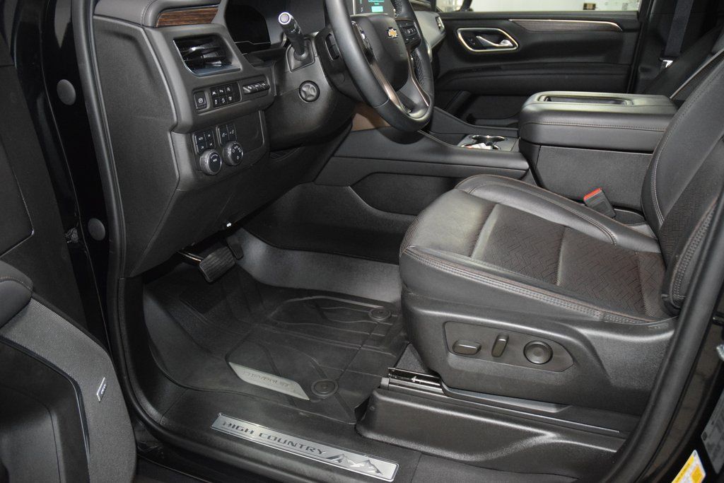 2023 Chevrolet Tahoe 4WD 4dr High Country - 22986140 - 37