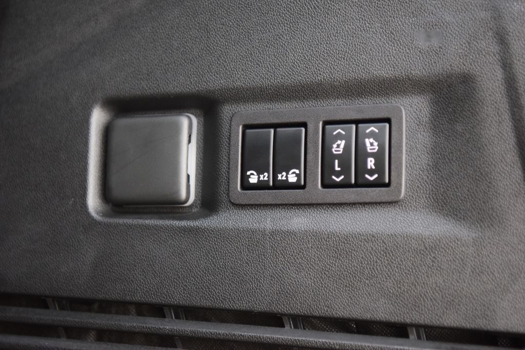 2023 Chevrolet Tahoe 4WD 4dr High Country - 23038584 - 22