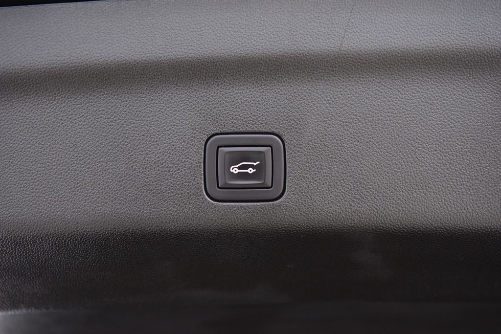 2023 Chevrolet Tahoe 4WD 4dr High Country - 23065801 - 25